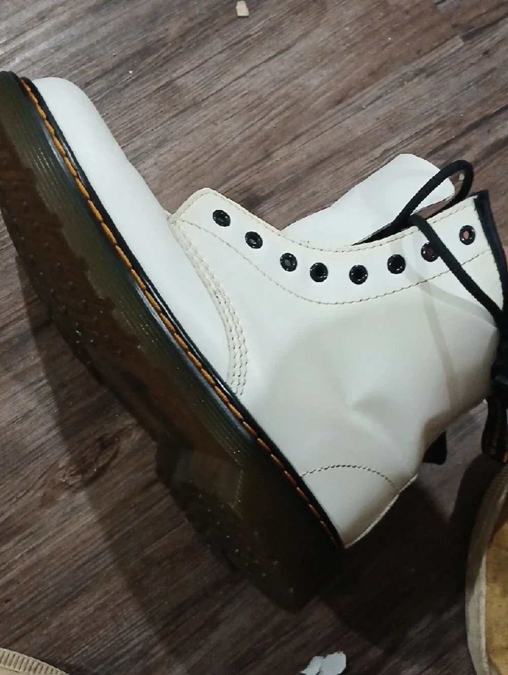 White Leather Lace-Up Men’s Boots